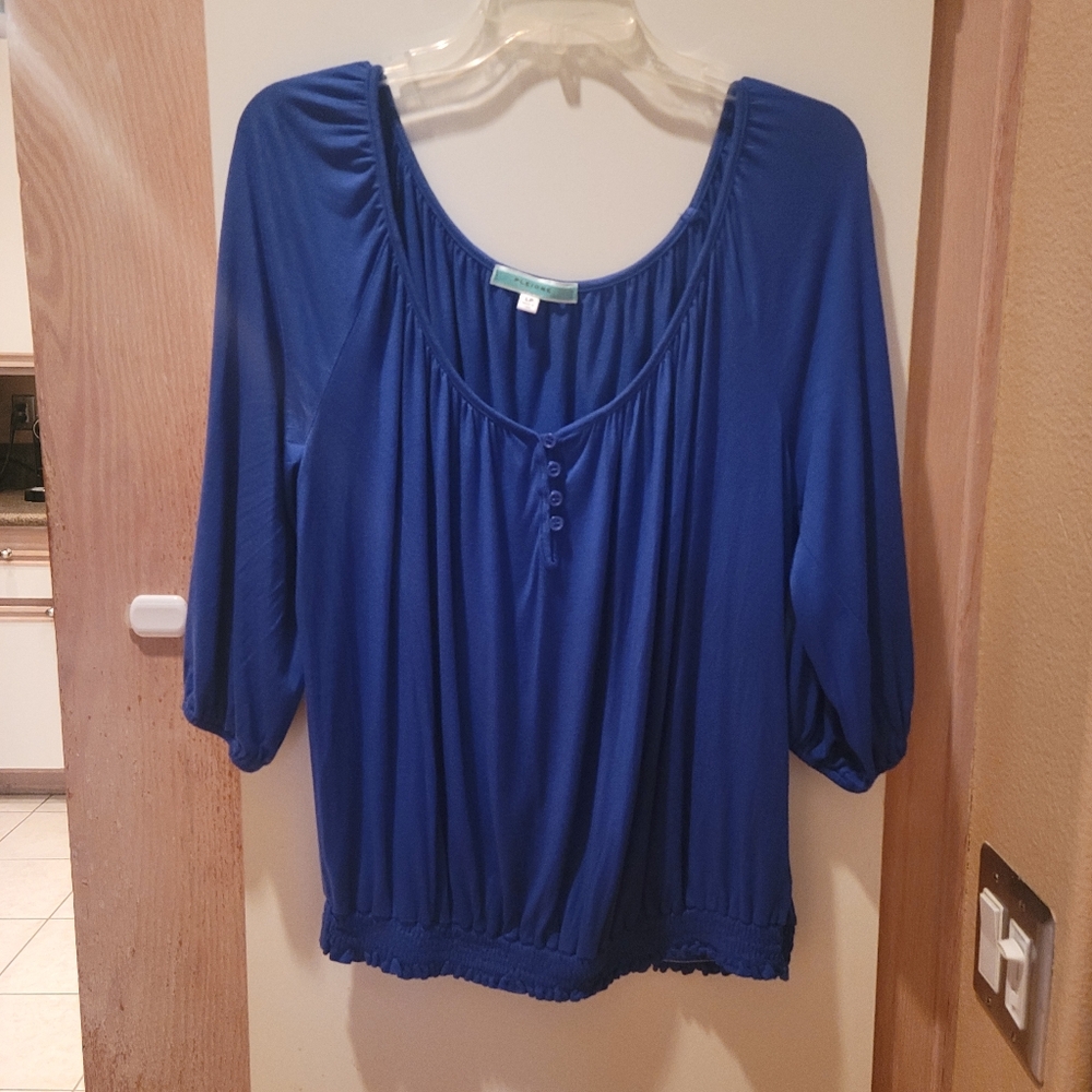 Women's Top